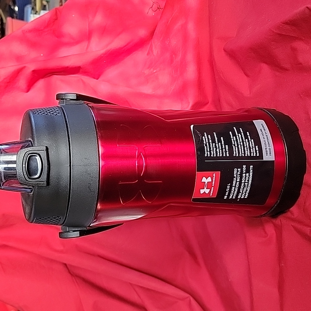 Under Armour Vacuum Insulated Hydration Bottle, Stainless Steel, Red, 2L